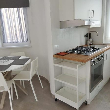 Riva'S Slim House 2 Leilighet Eksteriør bilde